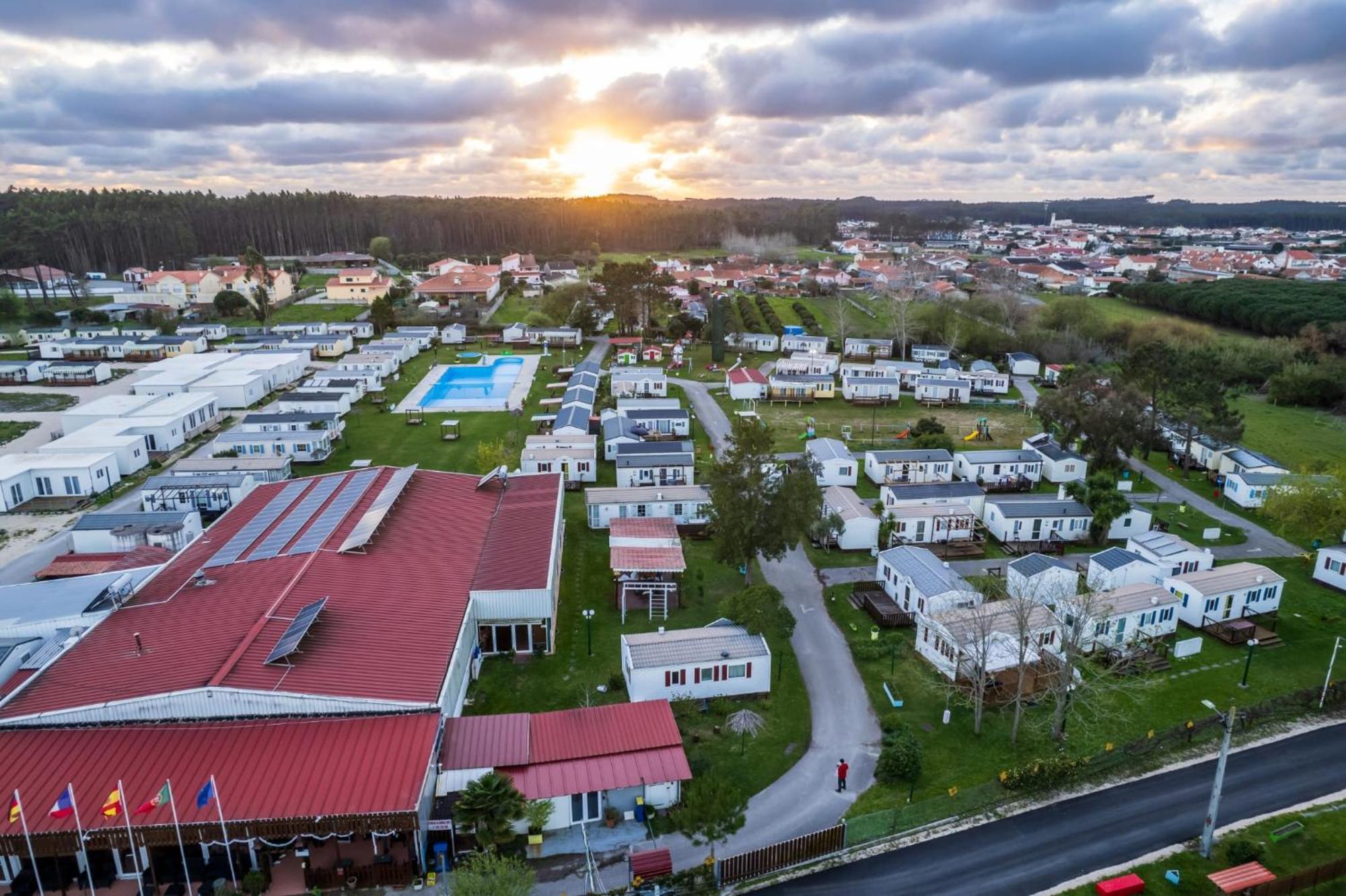 Bungalow Martins Nazare Land'S Hause ปาไตอัส ภายนอก รูปภาพ